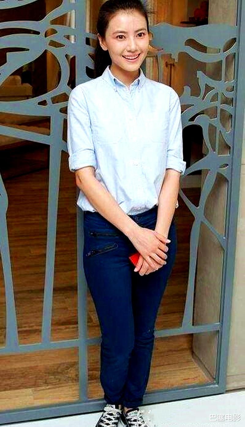 蒋欣|身材和脸不配的女明星，有的长相五分、身材满级，有的只有脸能看