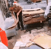 “在老家盖的房子已经完工了,可总觉得哪里不对劲...”这阳台