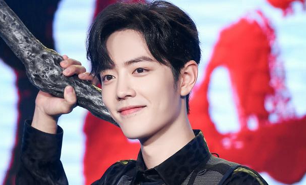 肖战|从素人到顶流明星,肖战用六年的沉淀换来了完美蜕变