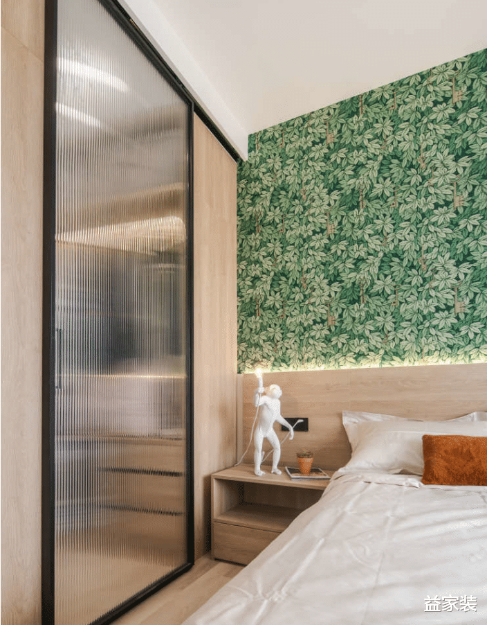 65万买下50平小户型房子,将餐厅纳入厨房,让空间更有通透感