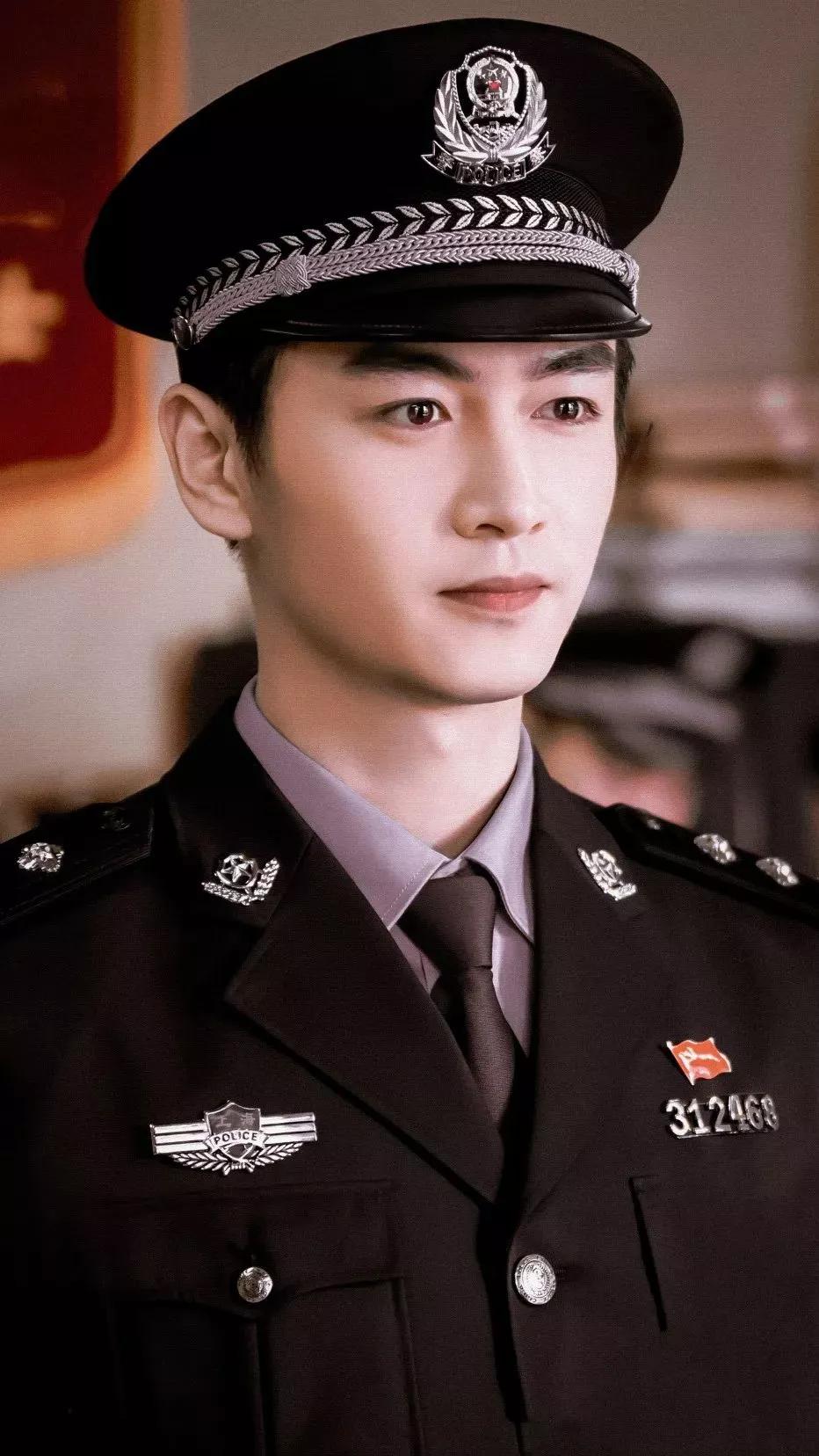 陈晓|陈晓帅上热搜!娱乐圈的“颜值天花板”还得看安徽籍明星