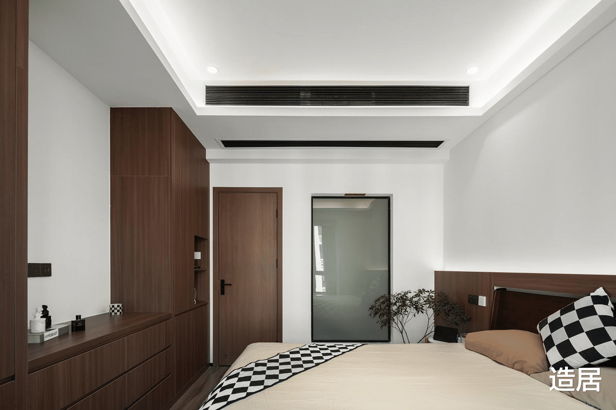 这套90㎡复式三居室,满屏皆是阳刚之气