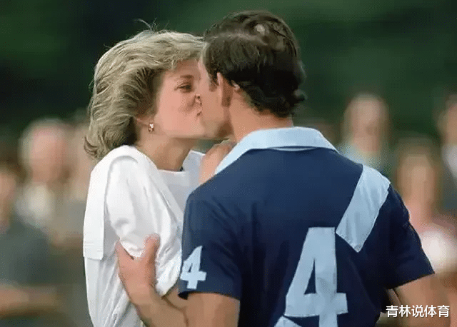 戴安娜|查尔斯当初一定是深爱过戴安娜的，一定是！