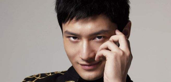 黄晓明|史上最油腻的9位男明星，他们“邪魅一笑”，观众得用一生来治愈