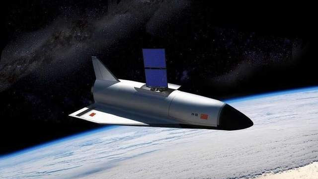 我国可重复使用航天器突然升轨，美国X37B再次降轨，一来一往要干啥