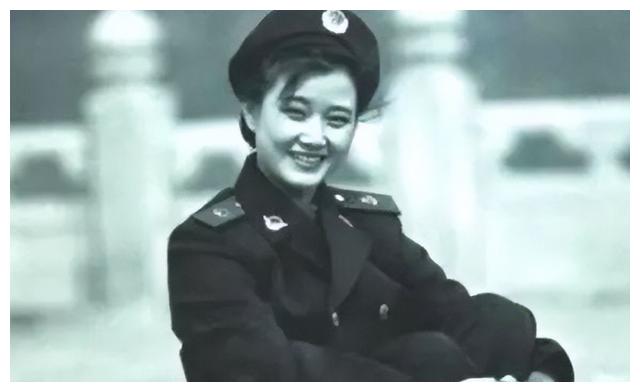 宋祖英:和丈夫分居8年,39岁做妈妈,帮母亲找老伴照顾聋哑弟弟