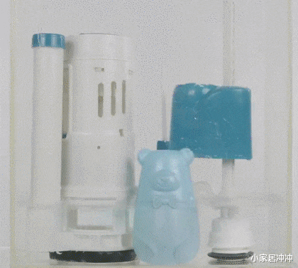 卫生间再大，也不要装洗手台！瞧瞧别人家的设计，真先进