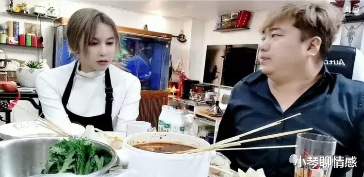 张大龙与女友深夜爆发激烈冲突!女方砸完杯子直奔火车站!