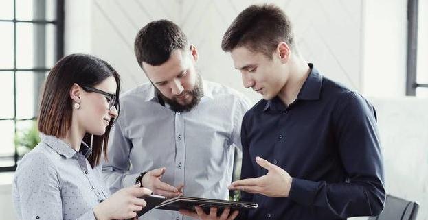 |在工作中，如果你开始变得越来越沉默了，说明你正经历这四种心态