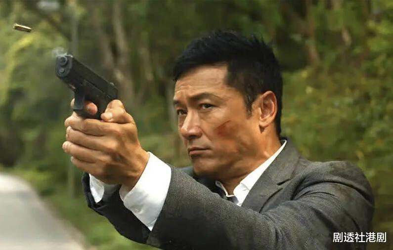 百分百开麦|知名港星久违返港开工！64岁依旧有型，与黄宗泽再合体超兴奋