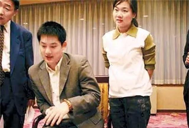 常昊|曾不顾母亲反对，常昊执意娶大8岁师姑为妻，现在两人过得怎样？