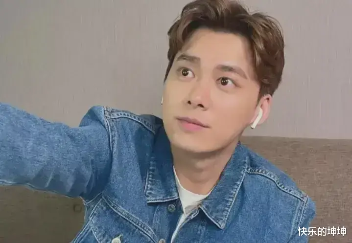 职业教育|李易峰释放后回公司视频曝光!他已经准备出国并解散了团队,只剩经纪人,其他工作人员处于求职状态。