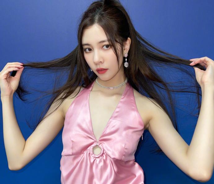 张一山|曝宋妍霏张一山分手原因，恋爱期私会顶流弟弟！女方火速发声辟谣