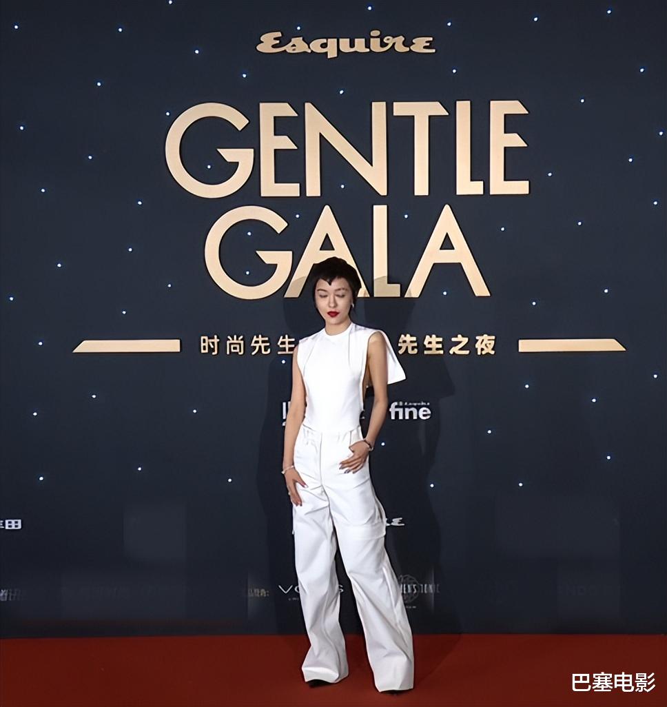 发型 2022年，红毯上的“妖魔鬼怪”，胖头鱼、犀利姐，紫色妖姬是巅峰