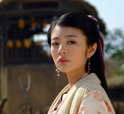 安以轩|一家都被安以轩追着骂,毒舌的大S为何不敢回嘴?