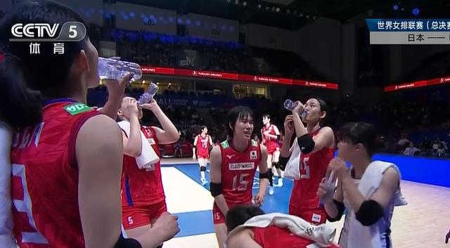 日本队|1-3！日本女排出局，无缘半决赛！古贺纱理那对角差，卡罗尔关键