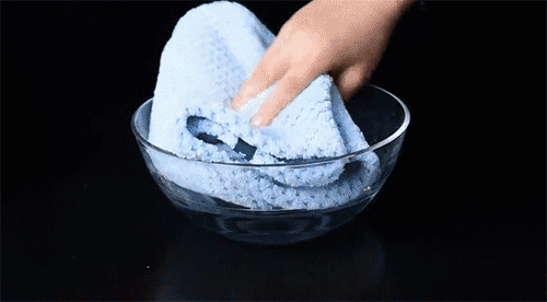 卢靖姗 洗完头发，“吹干”还是“自然干”？很多人都做错了，难怪头发油