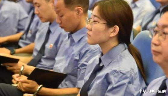 教师|“穷人思维”的家庭，都希望儿女做这两类工作，看看你在不在其中
