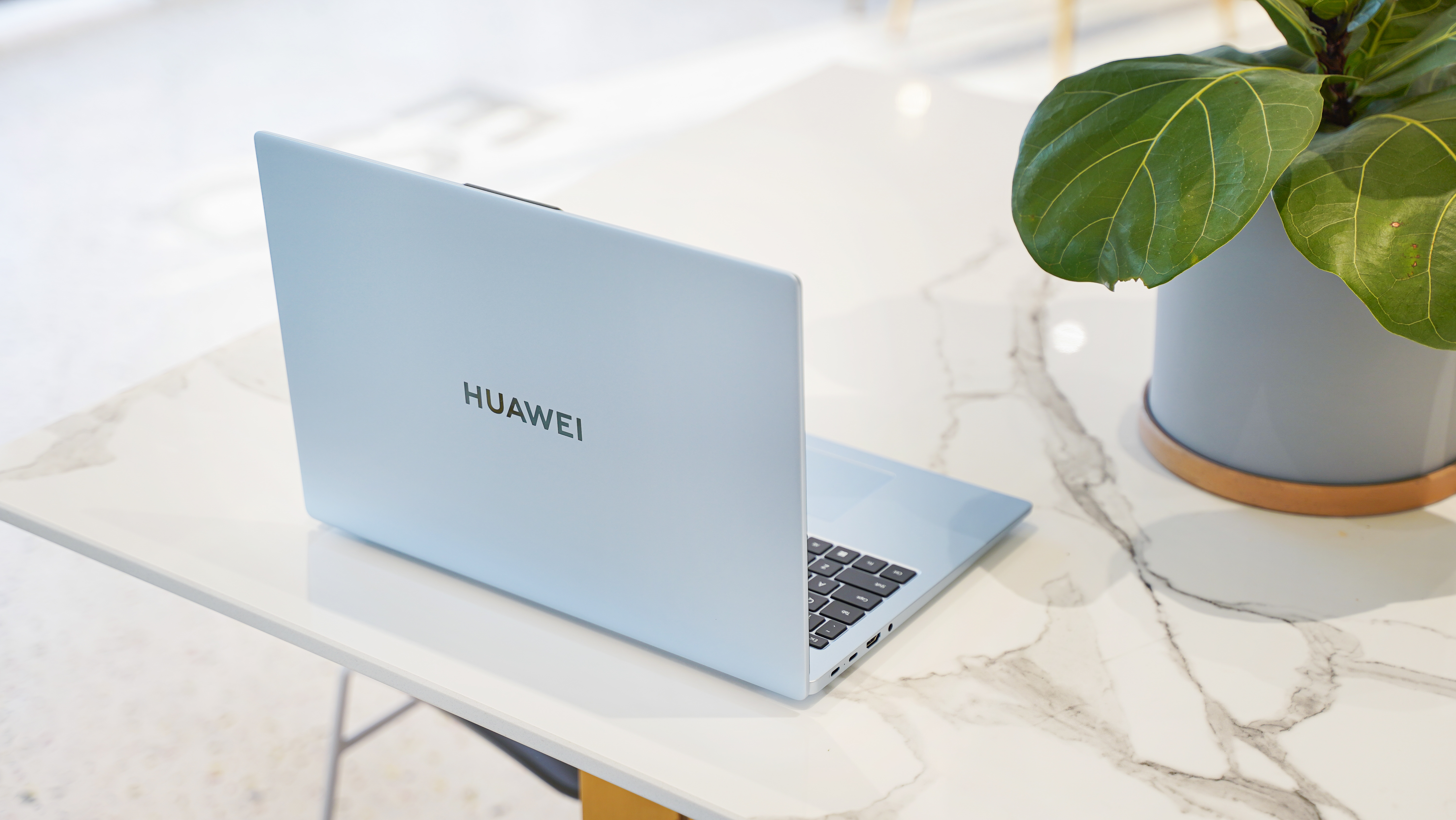 华为|清凉海岛蓝,潮流智慧新体验