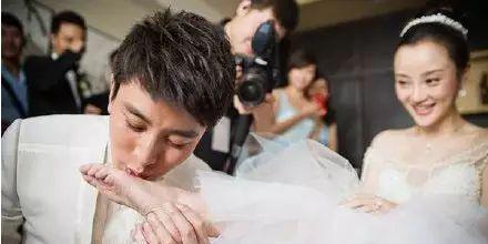 李小璐|继李小璐的视频曝光之后,又爆出了一条辣眼睛的新闻?