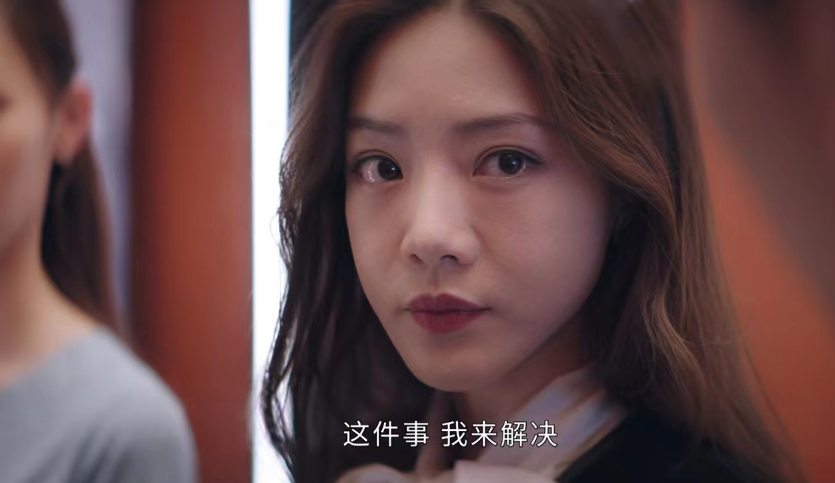 |39岁邓家佳脱离滤镜演职场女性，让多少“丫头教”女演员羞红脸