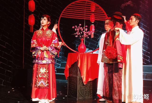 鱼幼薇|《梦华录》高慧:学导演却做了演员,还是《雪中》的花魁鱼幼薇