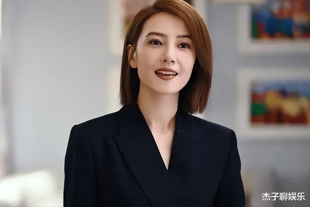 高圆圆|“国民女神”高圆圆:结婚收6000万份子钱,靠投资身价暴涨上亿