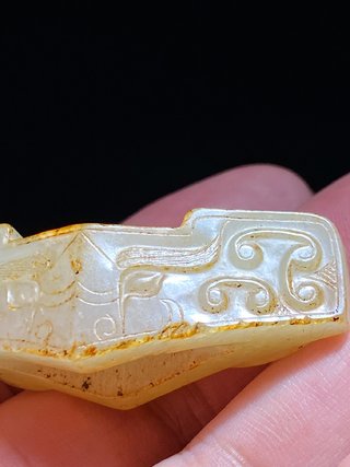 和田玉籽料|汉 和田玉籽料 白玉 兽面纹 螭龙纹 剑格 剑饰