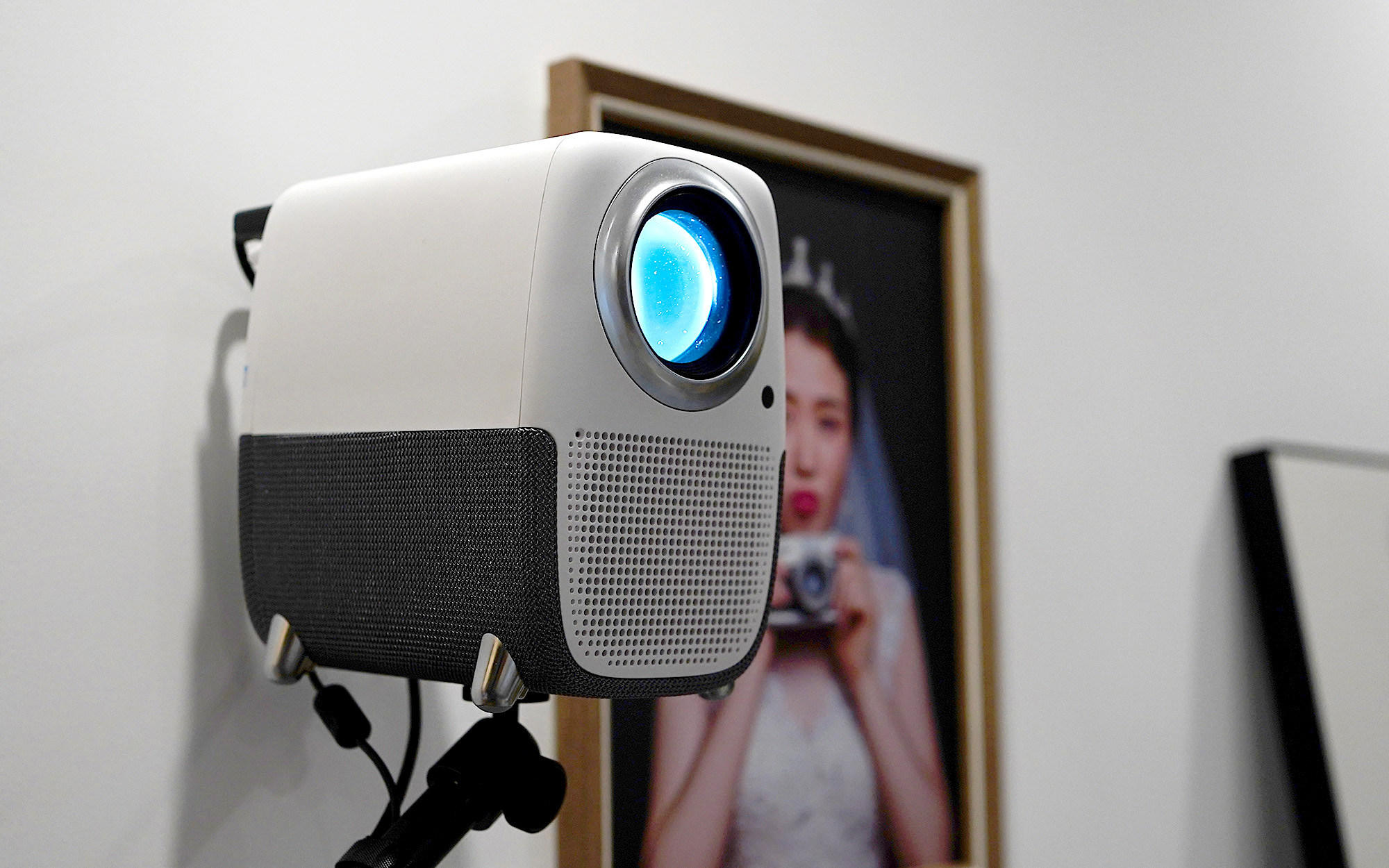 投影仪|花了2k元组入门投影,和电视共存,终于可以春节在家看电影了!