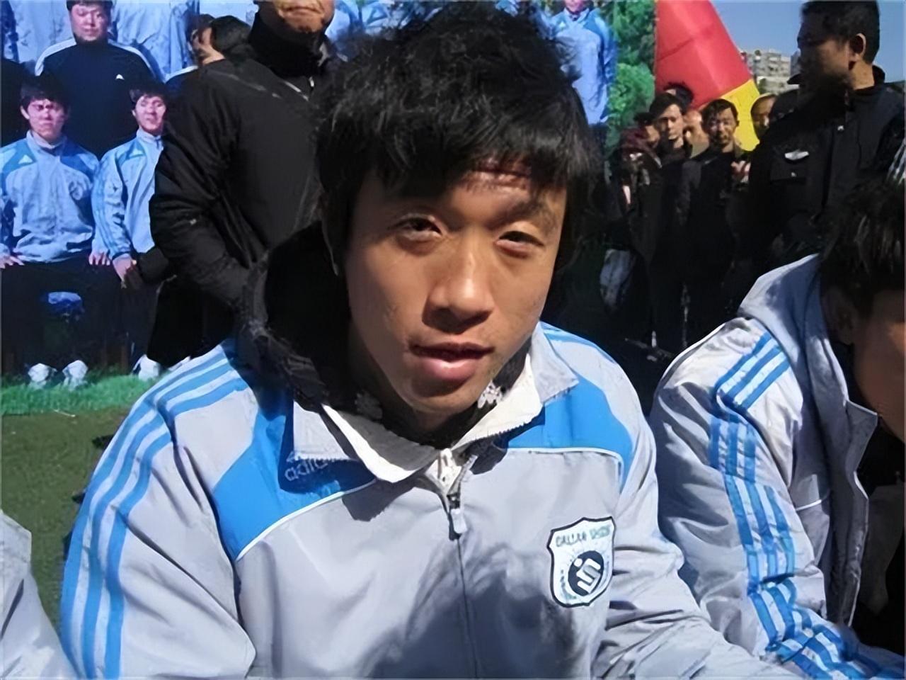 王圣现状凄惨,前妻诈骗知名人物5000万,与妻子离婚后兼职当司机