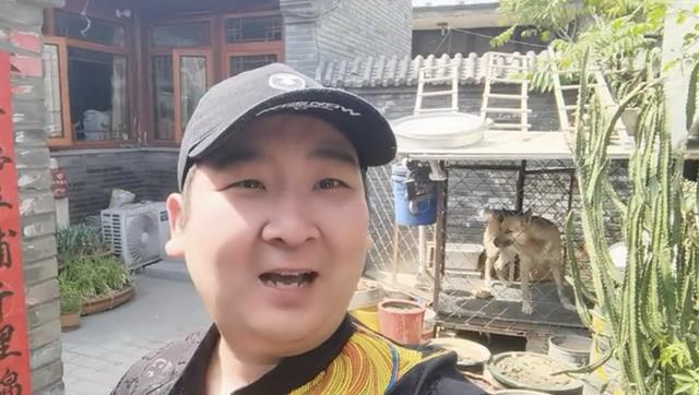 马思纯|童星叮当晒四合院内景,10间房价值2亿,网友:难怪近几年不拍戏