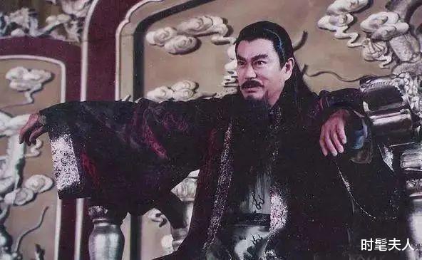 新田真剑佑|天！他是第二个吴亦凡？快坐牢吧