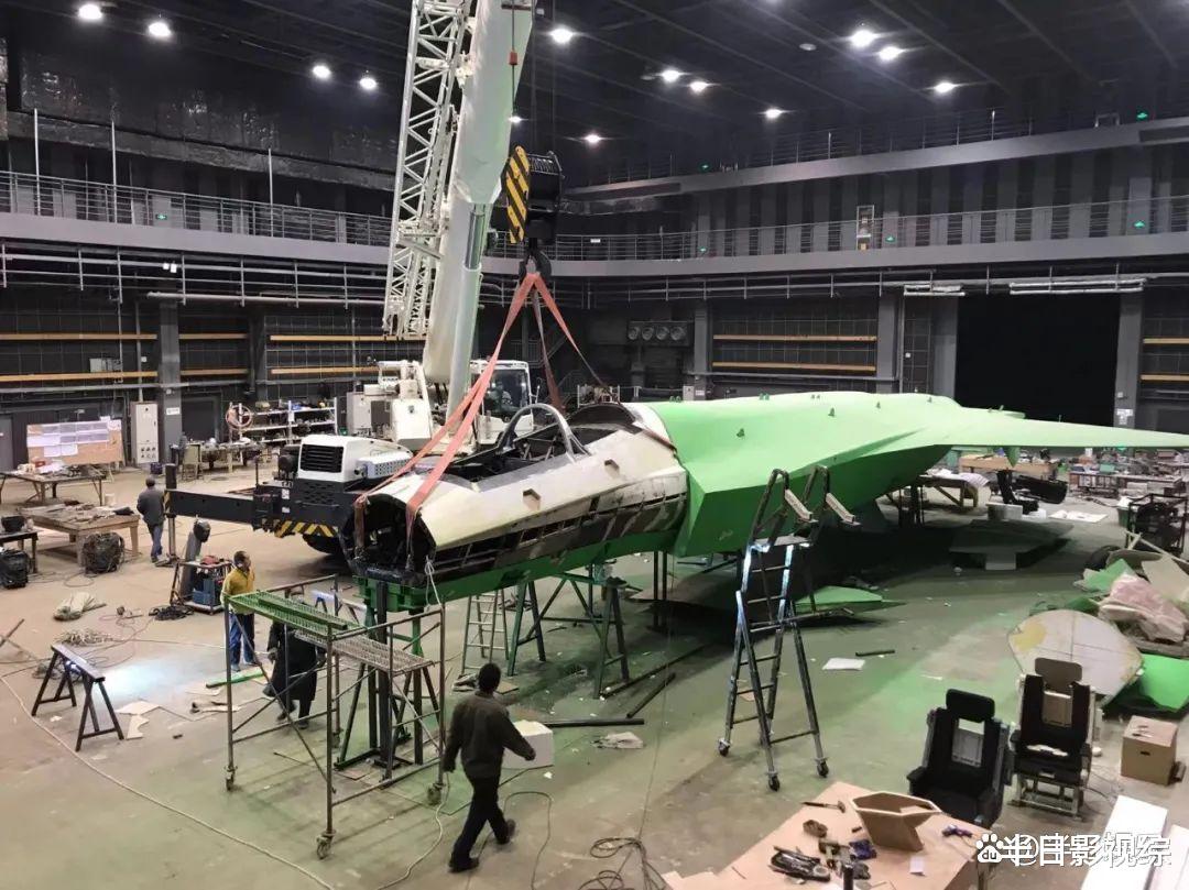 郭帆|郭帆导演流浪地球2有多用心?先拍3小时预演片,动用2万+群众演员