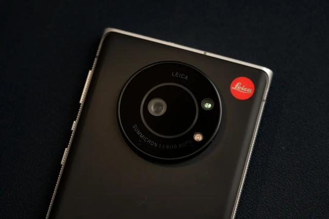 Java|那些曾经卖1万元的高端手机，现在只要500元