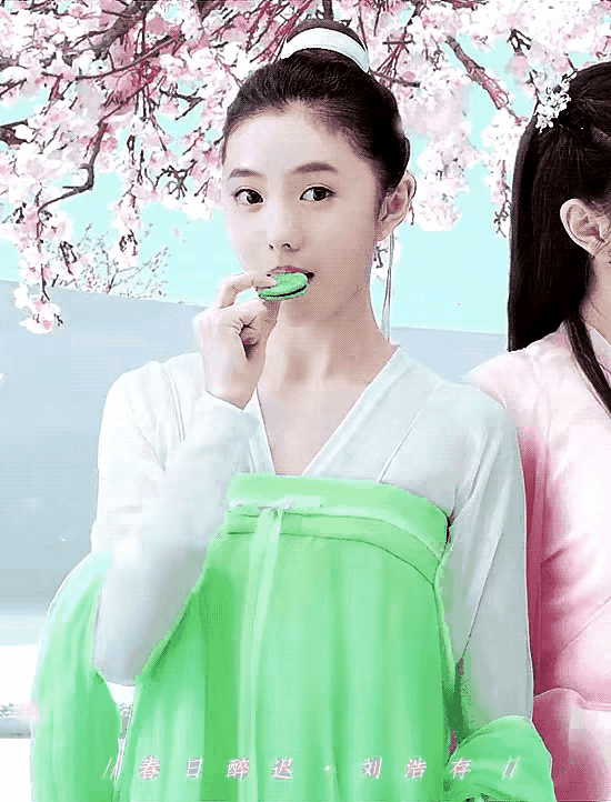 生图|刘浩存假吃明显演技差，就算没有她爸妈那事她也无法到达周冬雨高度