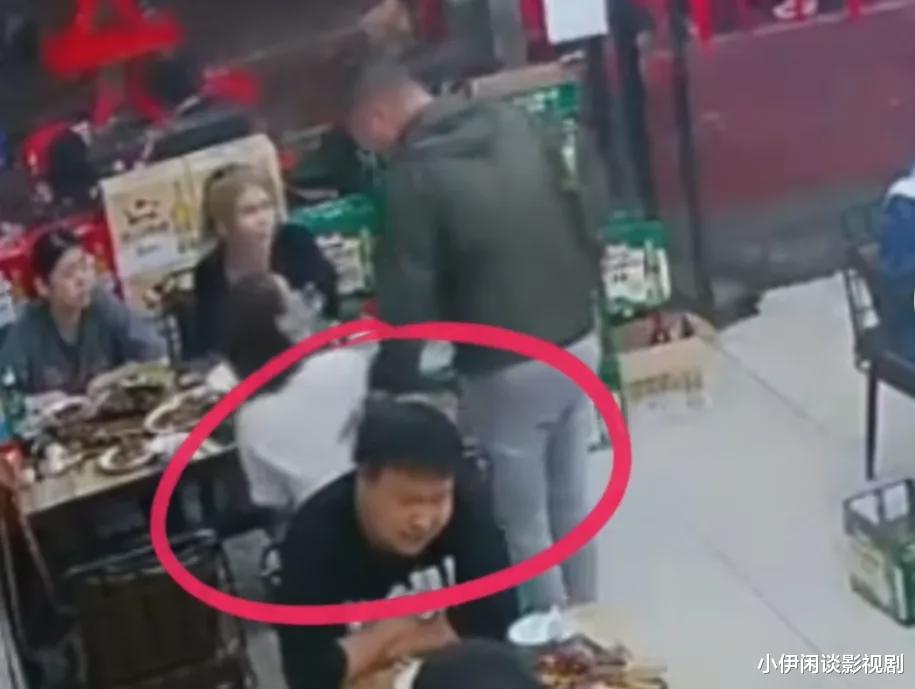 唐山打人事件:女孩反抗自卫,为什么还会被指责有错?错在哪里?
