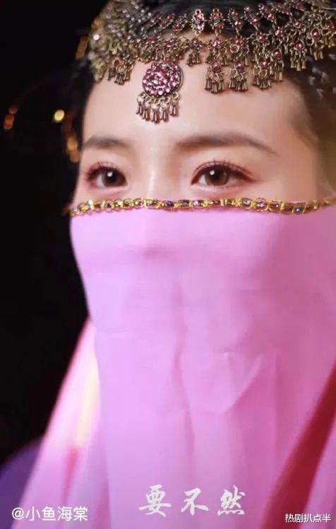 唐嫣|千万级网红毁经典!扮紫萱与重楼本尊合影,站在身边就像丫鬟