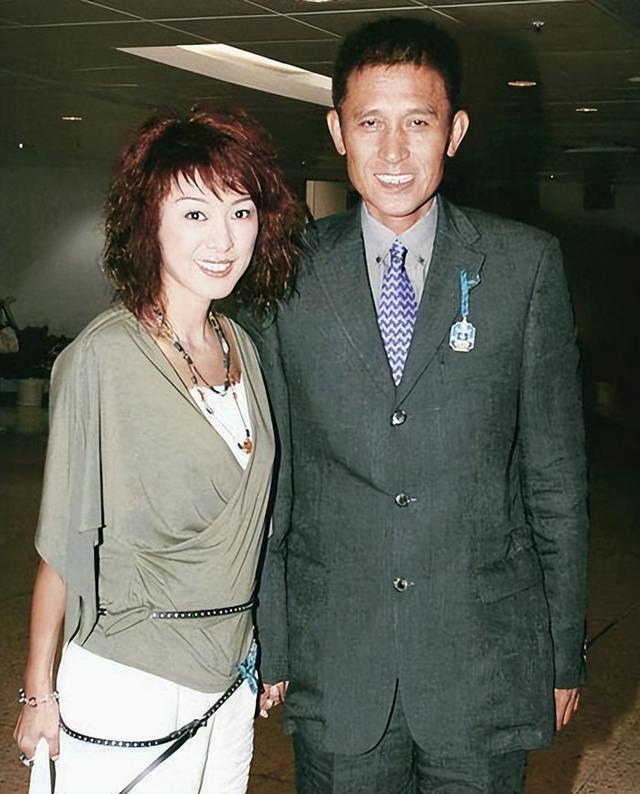 大侠霍元甲|《大侠霍元甲》演员今昔,女主至今未嫁人,黄元申出家多年已还俗