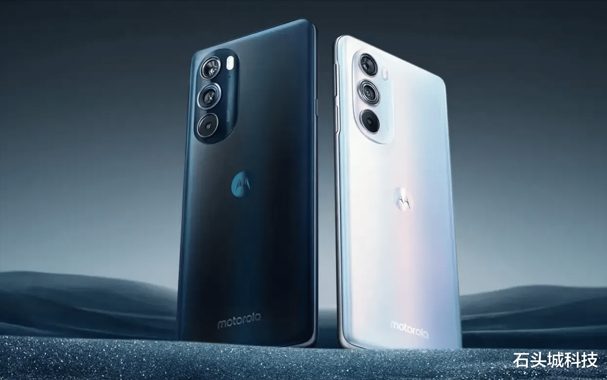 小米12|第一批新骁龙8旗舰手机已降价,小米12也没扛住,比moto降价还多