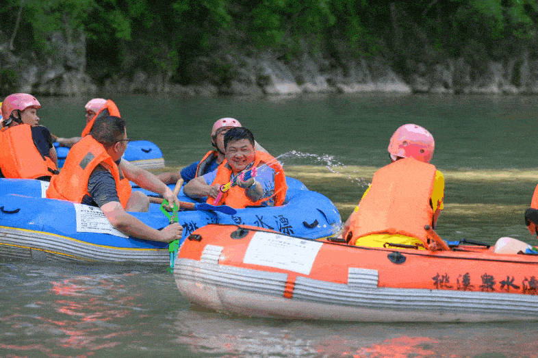 张家界|热得遭不住！这几处避暑之地，凉快到你不想回家