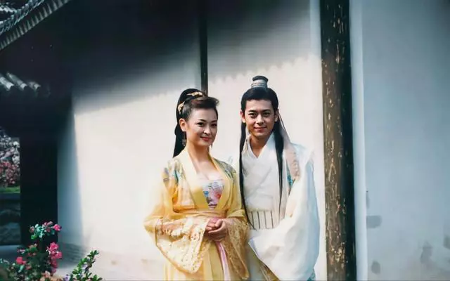 张丰毅|黄日华版乔峰遭质疑，张纪中称其不够刚烈，与原著比差得远