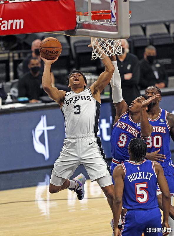 馬刺隊(duì)|圣安東尼奧馬刺隊(duì)：凱爾登約翰遜下一份合同能拿多少錢？預(yù)測(cè)約翰遜續(xù)約合同