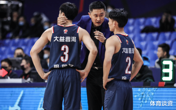 广东男篮|28+13+11！广东新援爆发，首秀三双造27分惨案，易建联26+8死亡之瞪
