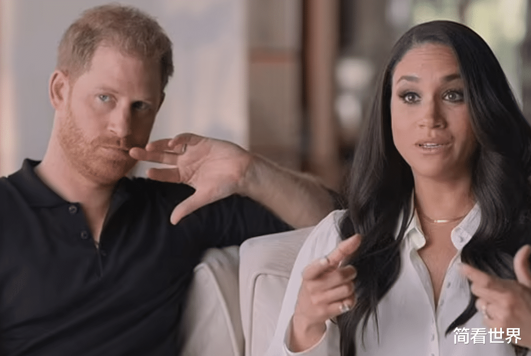 凯特王妃|家贼难防！凯特王妃故意撞衫，隔空反击梅根，却防不住两拉胯队友