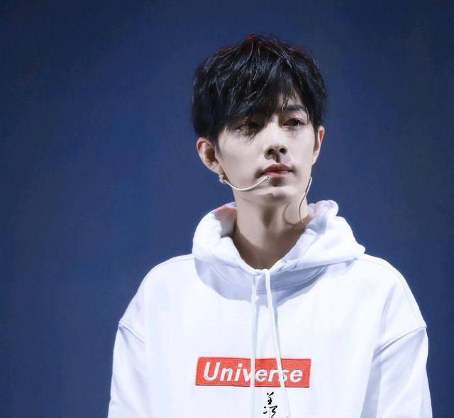 余生|沈宇松评价肖战《余生》,两位演员演技在线,收视率高很正常