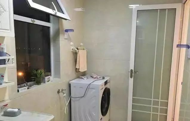 反对老婆把主卫改衣帽间,没想到入住后效果真不错,关键太实用了