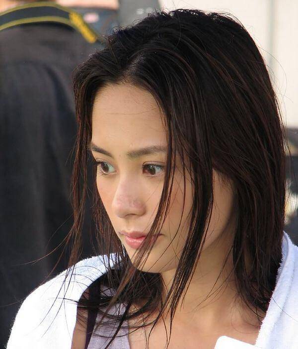 明星素颜|这些明星明明素颜美,化妆反而丑,最后一位化妆能吓哭人