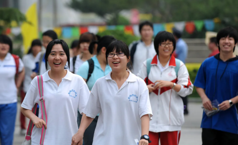 三支一扶|22年中考将至,学生需达到多少分上高中才“稳”?真实,值得参考
