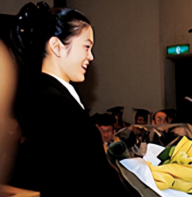 李尹馨|出生就拥有上亿资产，却在26岁为情自杀，三星小公主李尹馨值得吗？