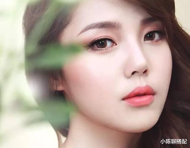 苹果 为什么很多中年女人化妆不是无效就是很显老？这3步很关键